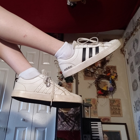 adidas shoes with stripes on one side